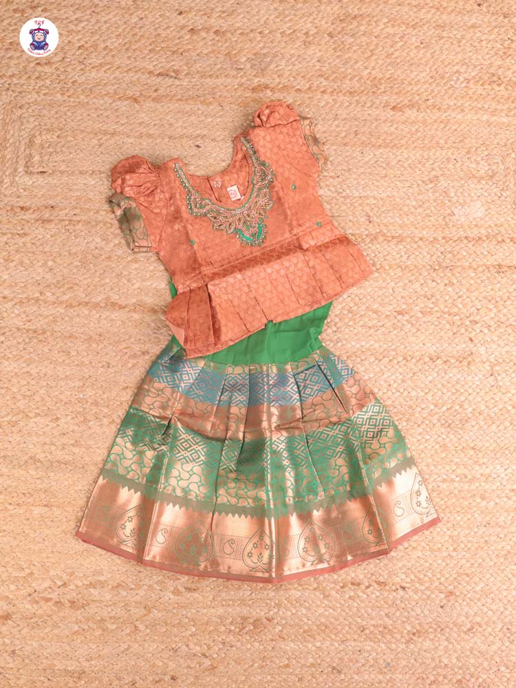 Brown & Green - Pavadai Sattai