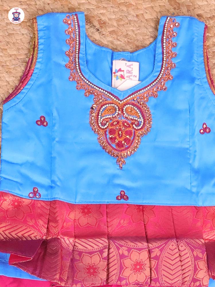 Blue & Copper - Pavadai Sattai