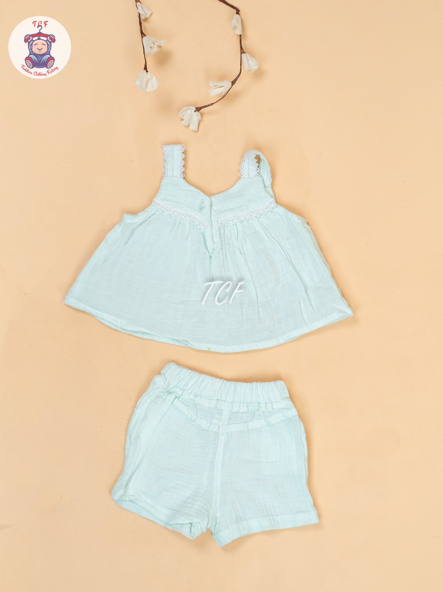 Pista Green & White - Top & Shorts