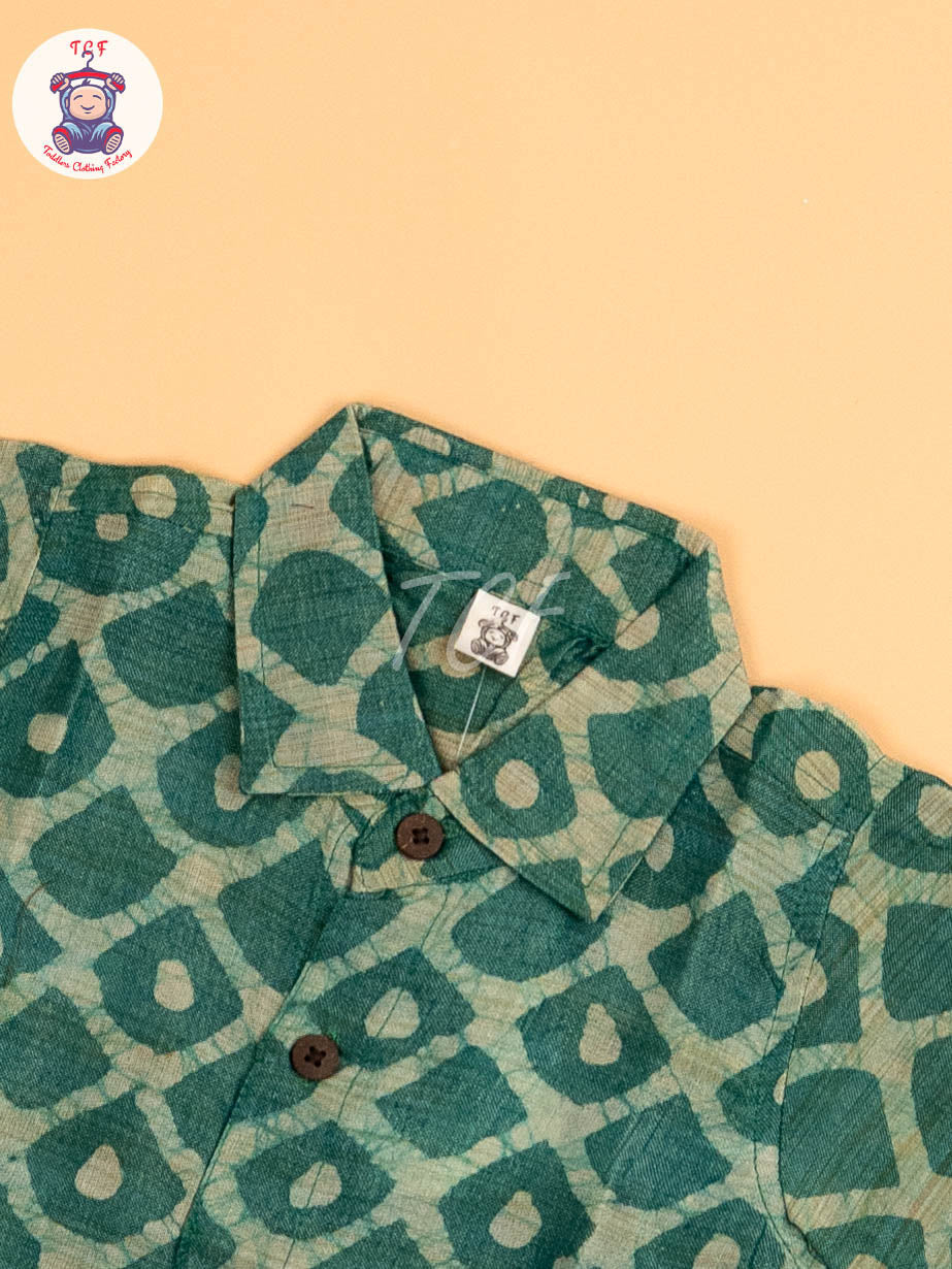 Green & Beige - Boys Readymade Bhatik Shirts