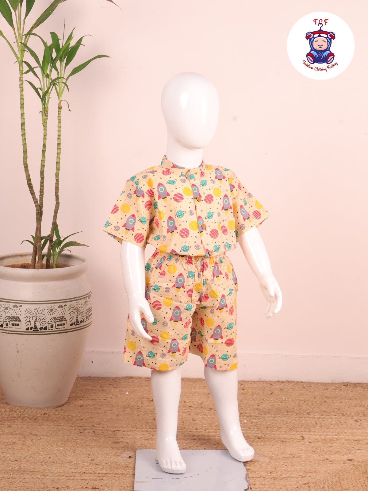 Cream - Printed Pan Collor Neck Shirt With Shorts
