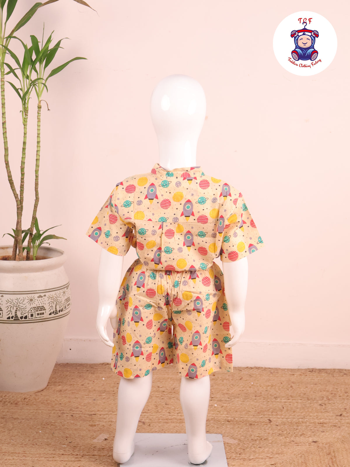 Cream - Printed Pan Collor Neck Shirt With Shorts