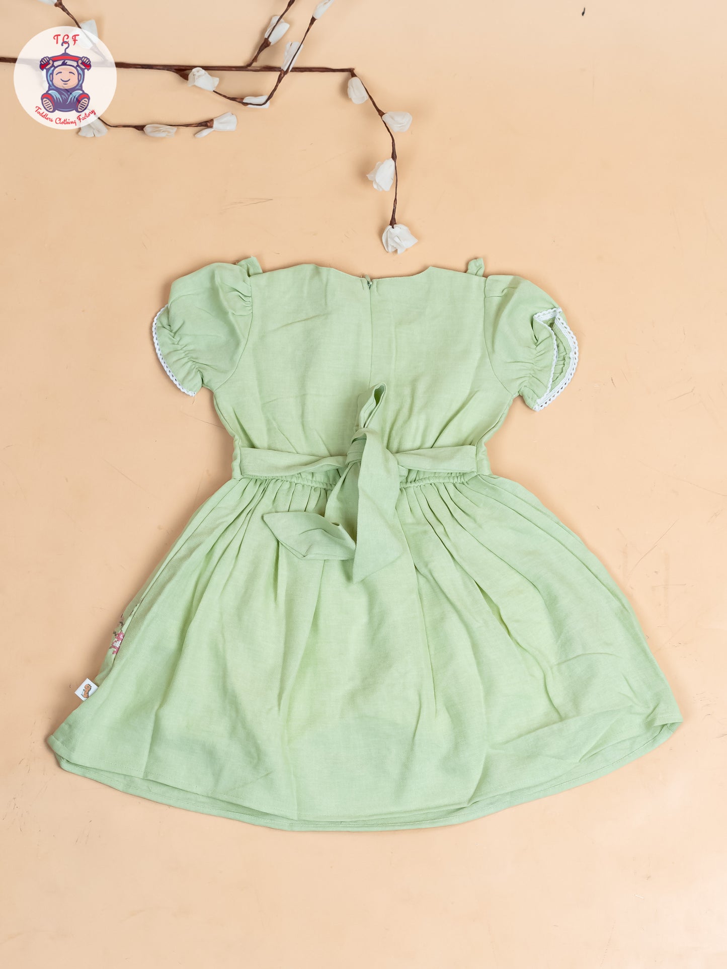 Pista Green - Girls Wrinkled Cotton Embroidered Frocks