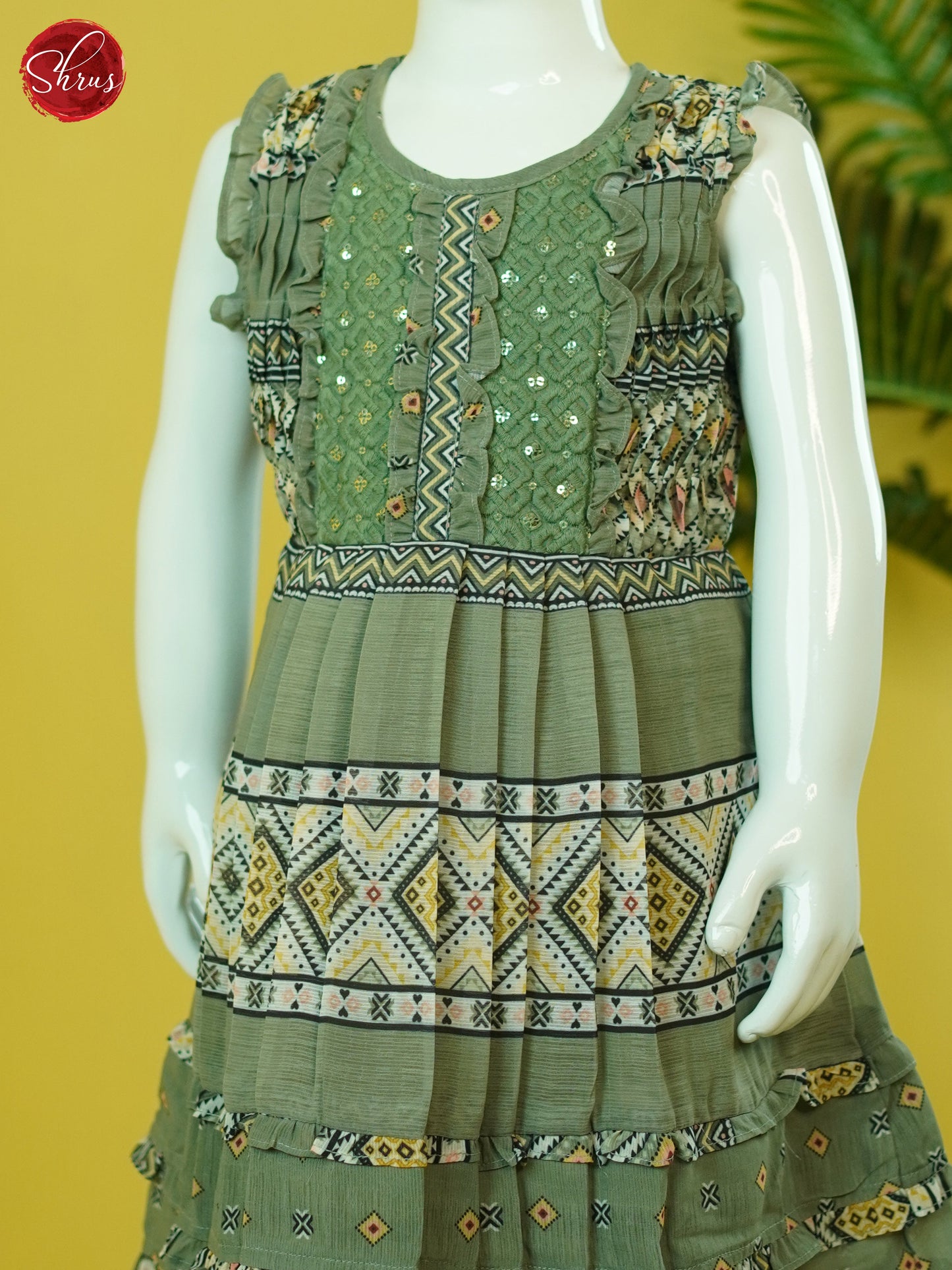 Green - Readymade Kidswear - Shop on ShrusEternity.com