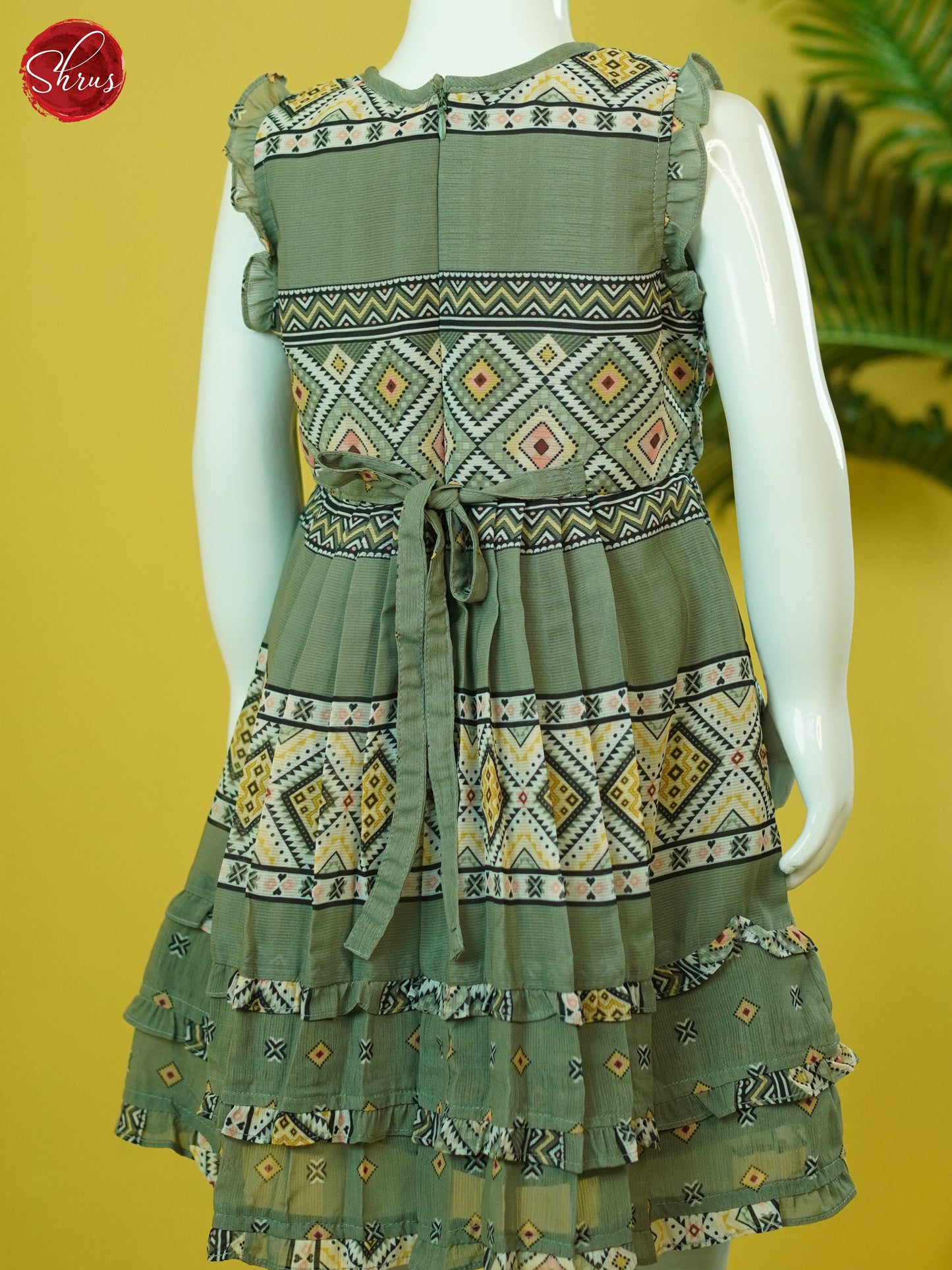 Green - Readymade Kidswear - Shop on ShrusEternity.com
