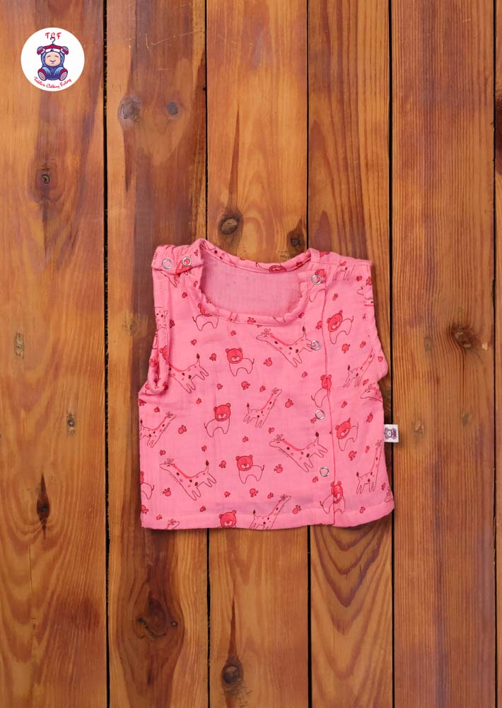 Lion & Giraffe - Unisex Muslin Jabla