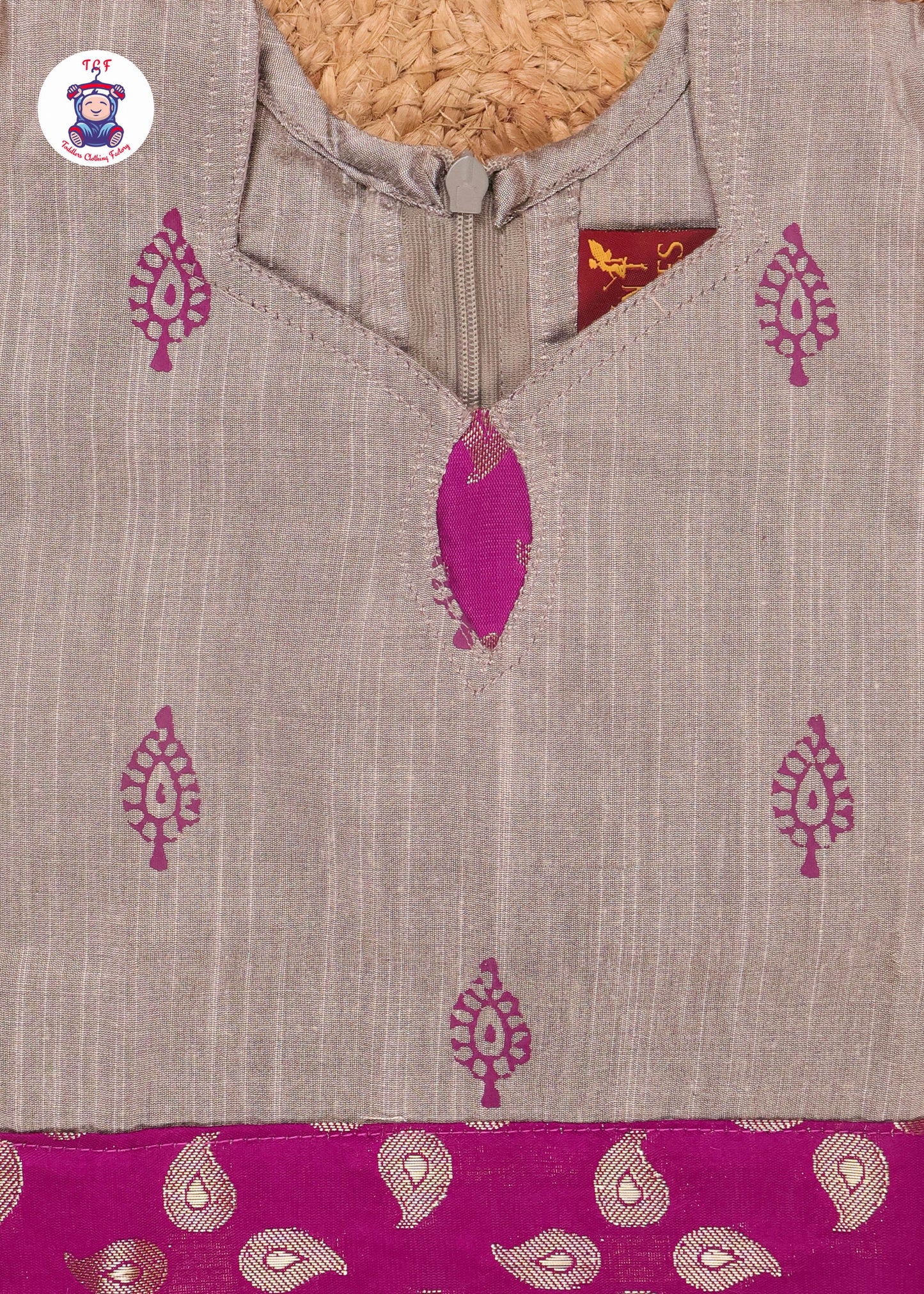 Grey & Wine - Pavadai Sattai