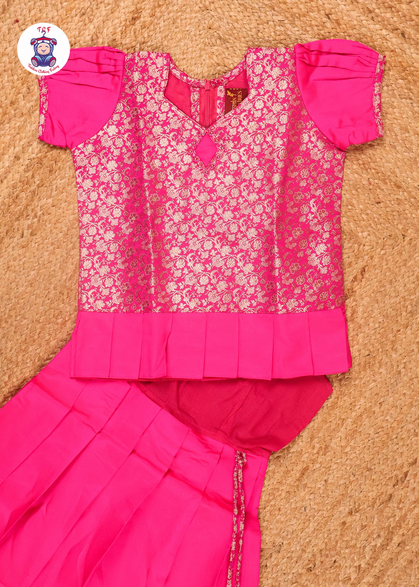 Shades of Pink - Pavadai Sattai