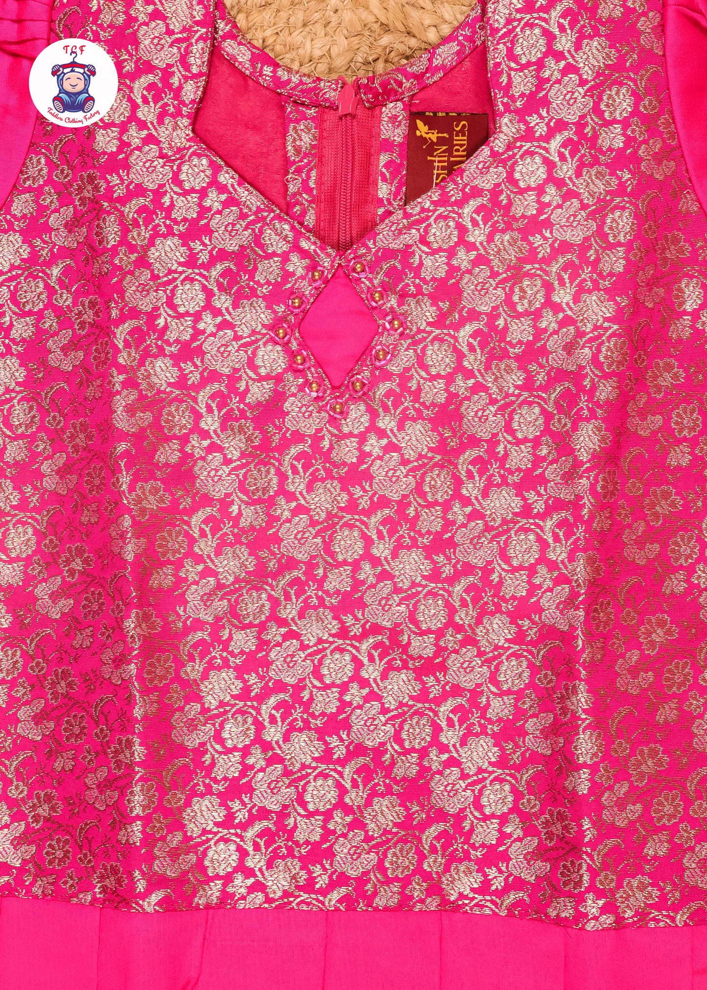 Shades of Pink - Pavadai Sattai