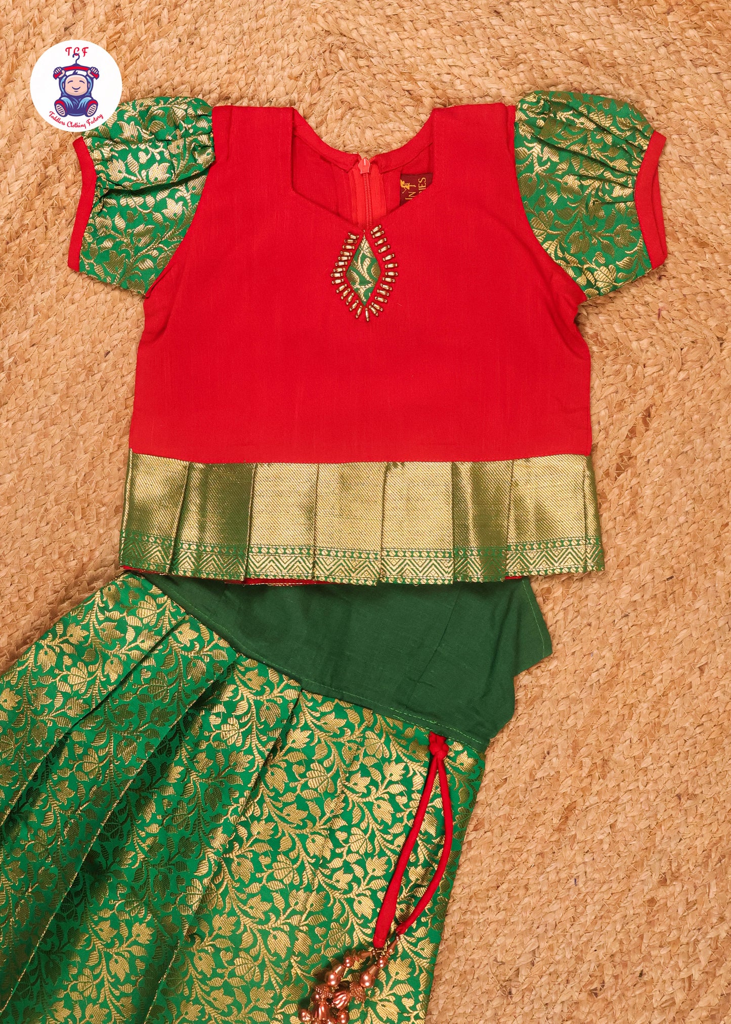 Red & Green - Pavadai Sattai