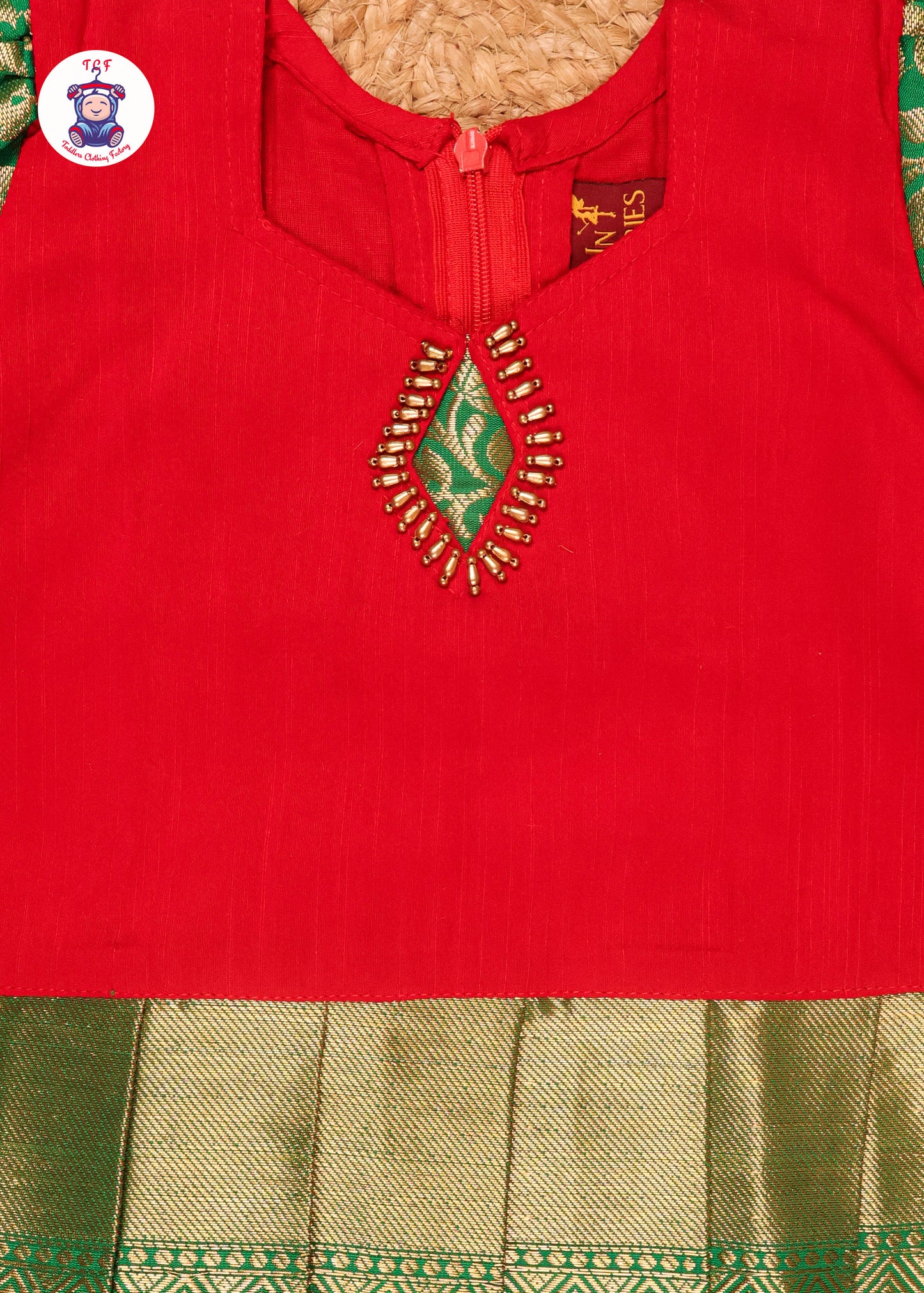 Red & Green - Pavadai Sattai