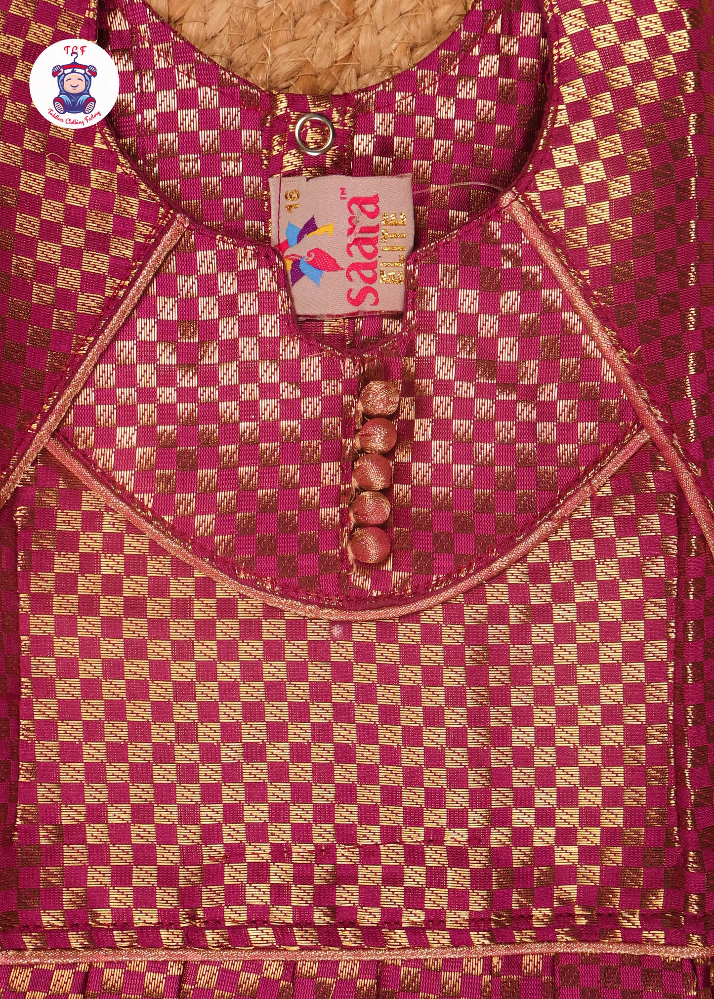 Magenta - Pavadai Sattai