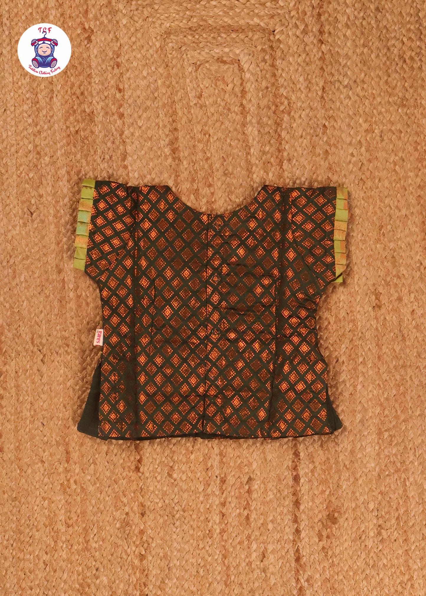 Leaf Green - Pavadai Sattai