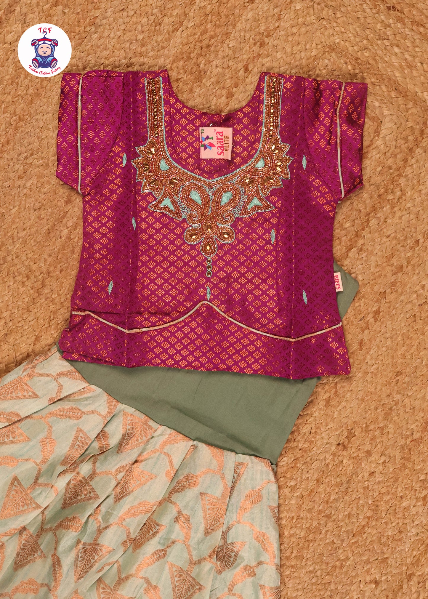 Magenta & Green - Pavadai Sattai