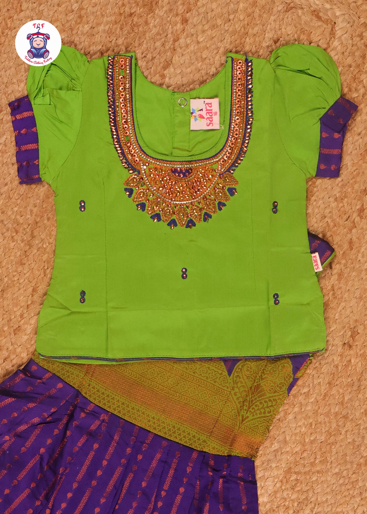 Parrot Green - Pavadai Sattai