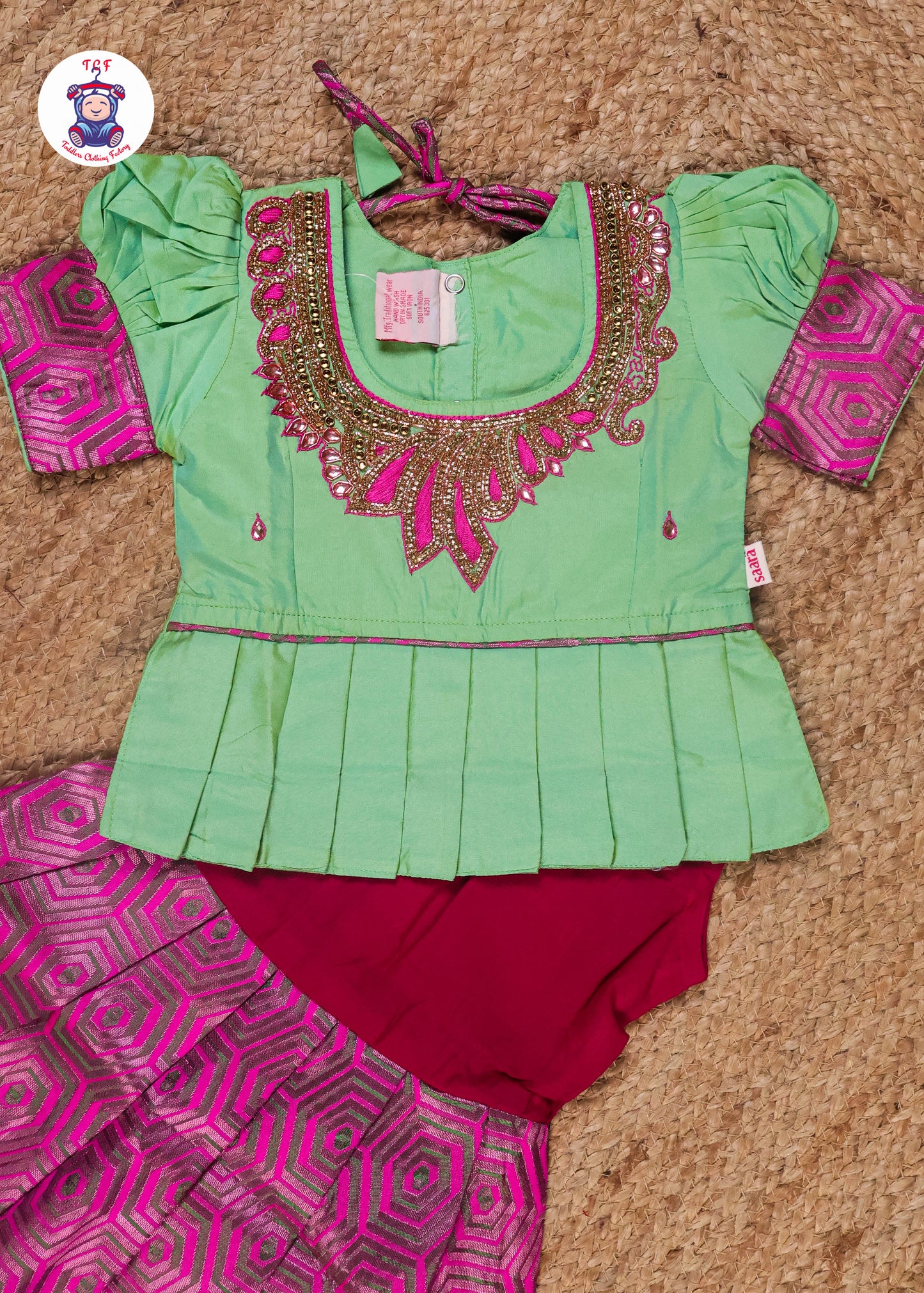 Green & Magenta - Pavadai Sattai