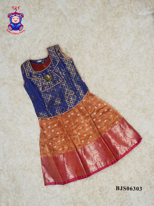 Blue & Cream - Pavadai Sattai