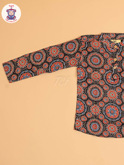 Black & Maroon - Boys Printed Short Kurta