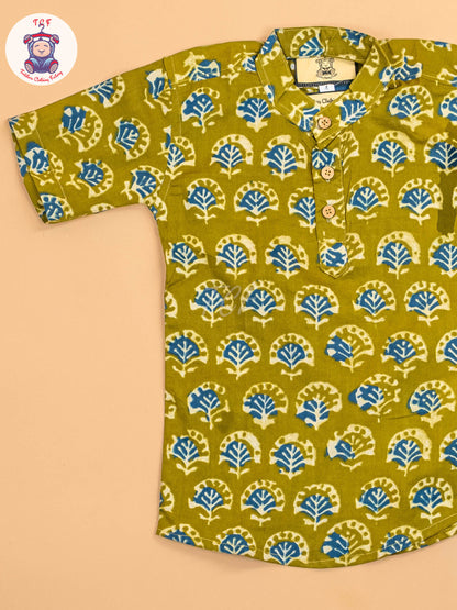 Green & Blue - Boys Printed Short Kurta