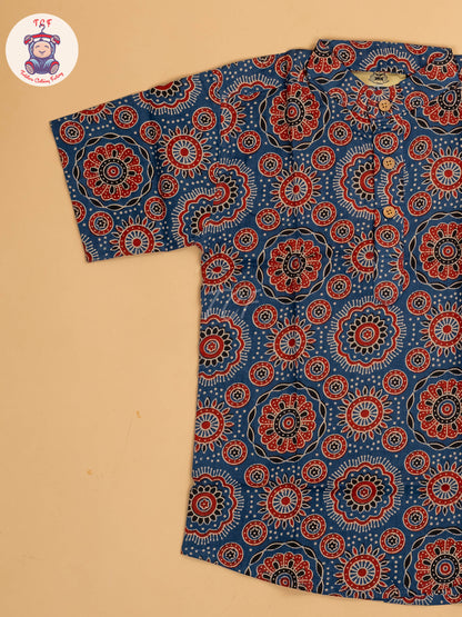 Maroon & Blue - Boys Printed Short Kurta