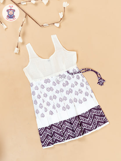 White & Lavender - Girls Readymade Floral Printed Cotton Pavadai Sattai