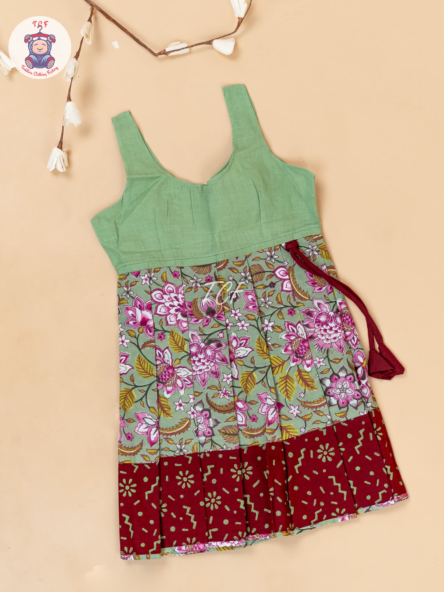 Red & Green - Girls Readymade Floral Printed Cotton Pavadai Sattai