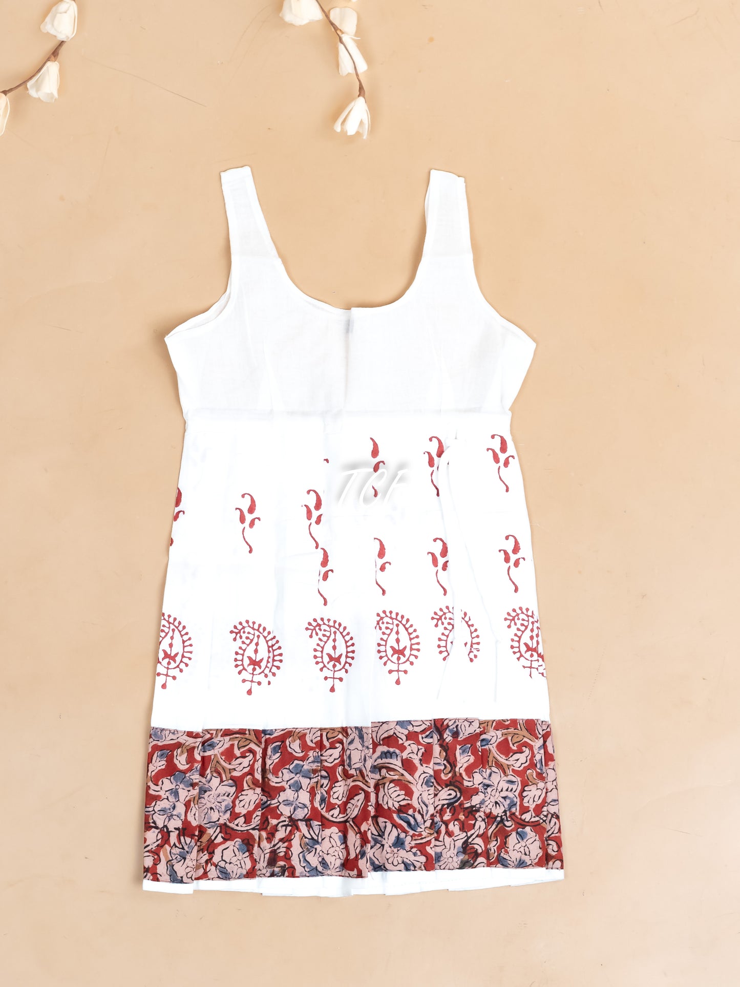 Maroon & White Kalamkari Printed - Girls Readymade Cotton Pavadai Sattai