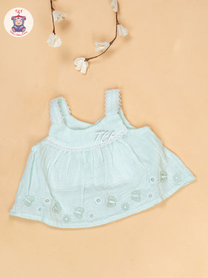 Pista Green & White - Top & Shorts