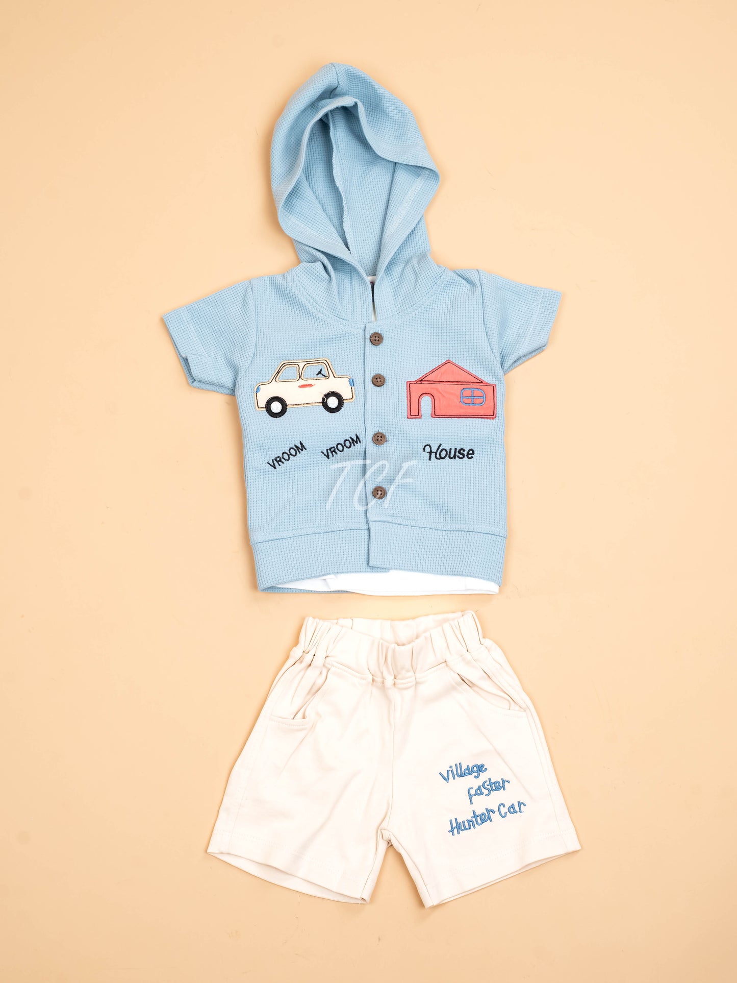 Light Blue & Cream - T-Shirts & Shorts