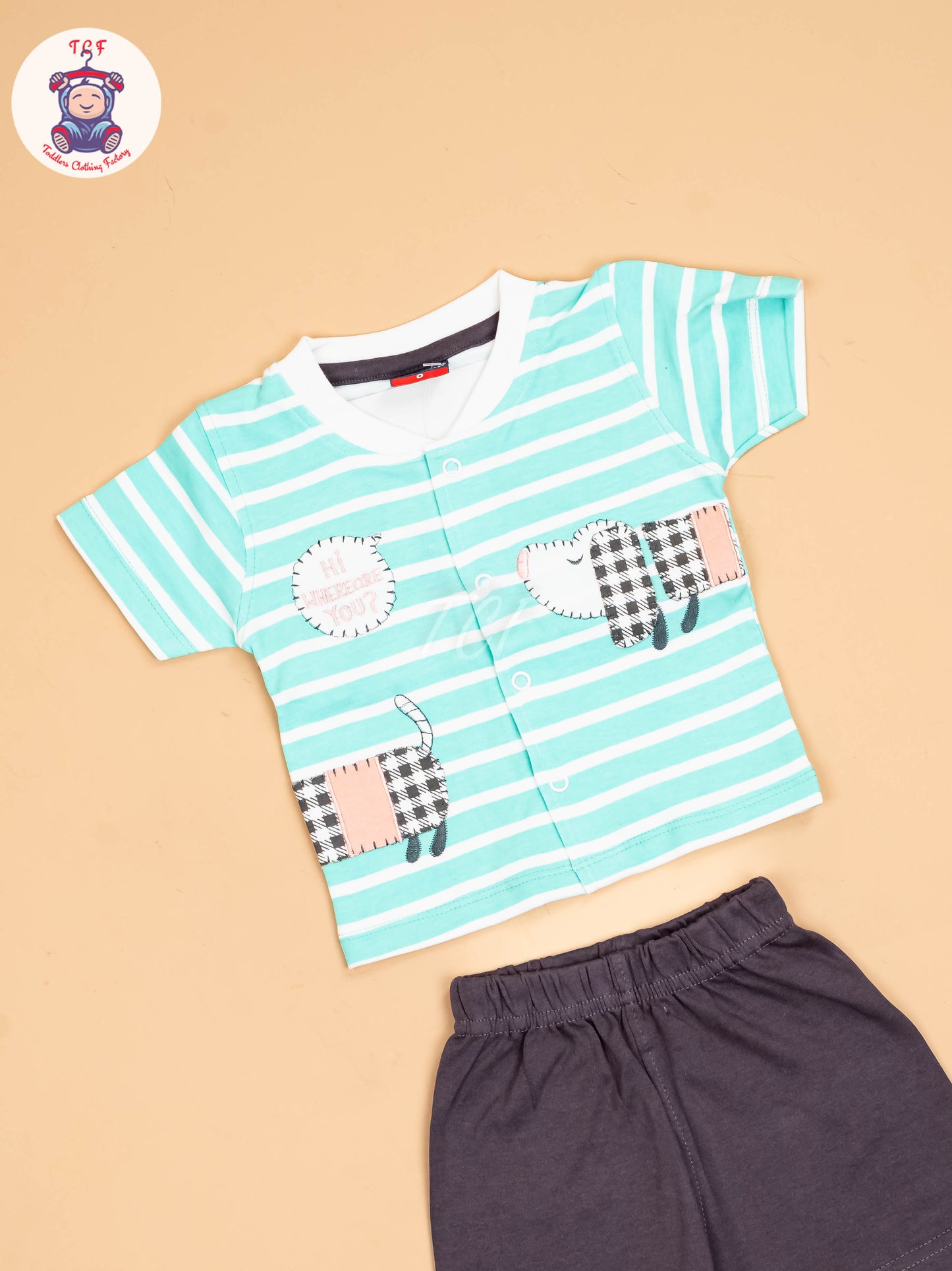 Light Green & Brown - T-Shirts & Shorts