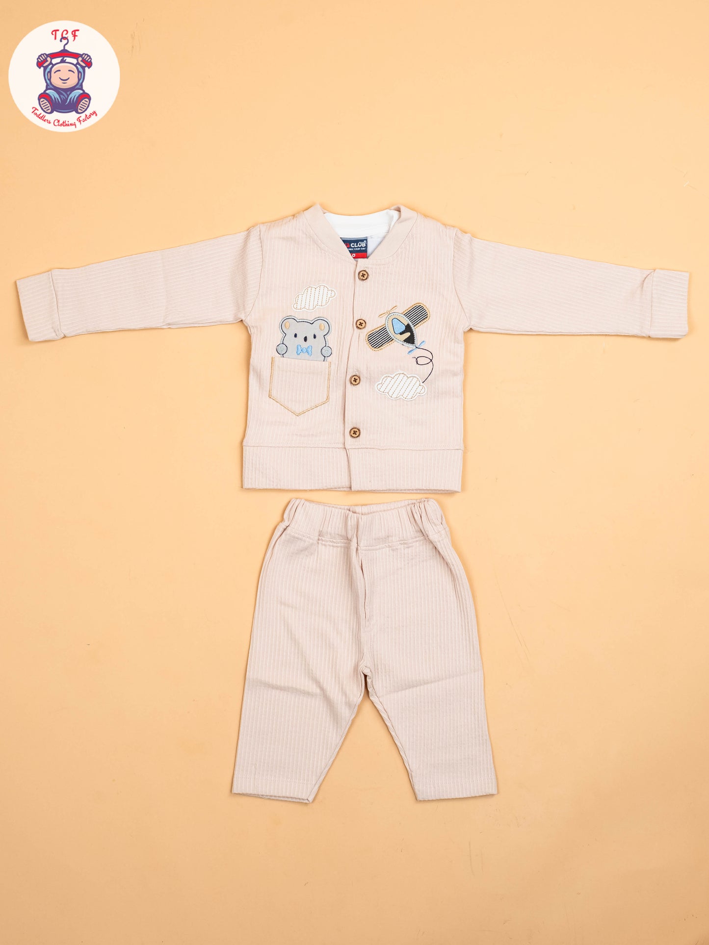 White & Beige - T-Shirts & Shorts