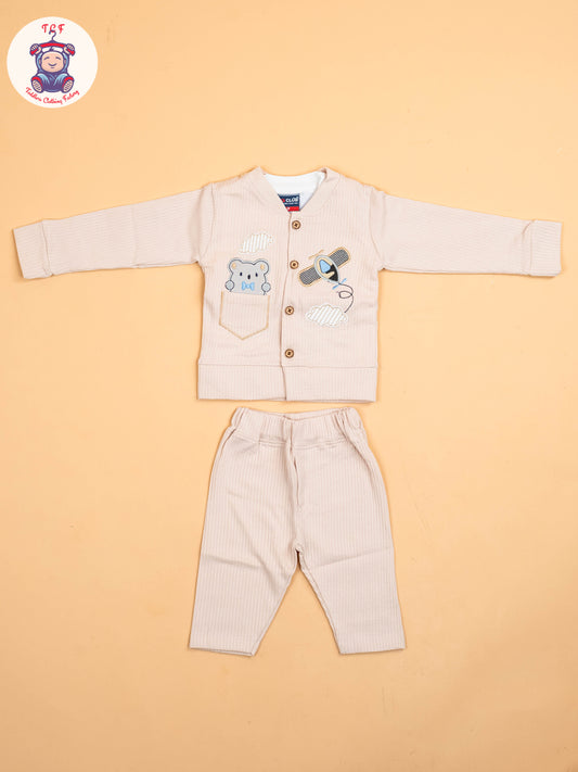 White & Beige - T-Shirts & Shorts