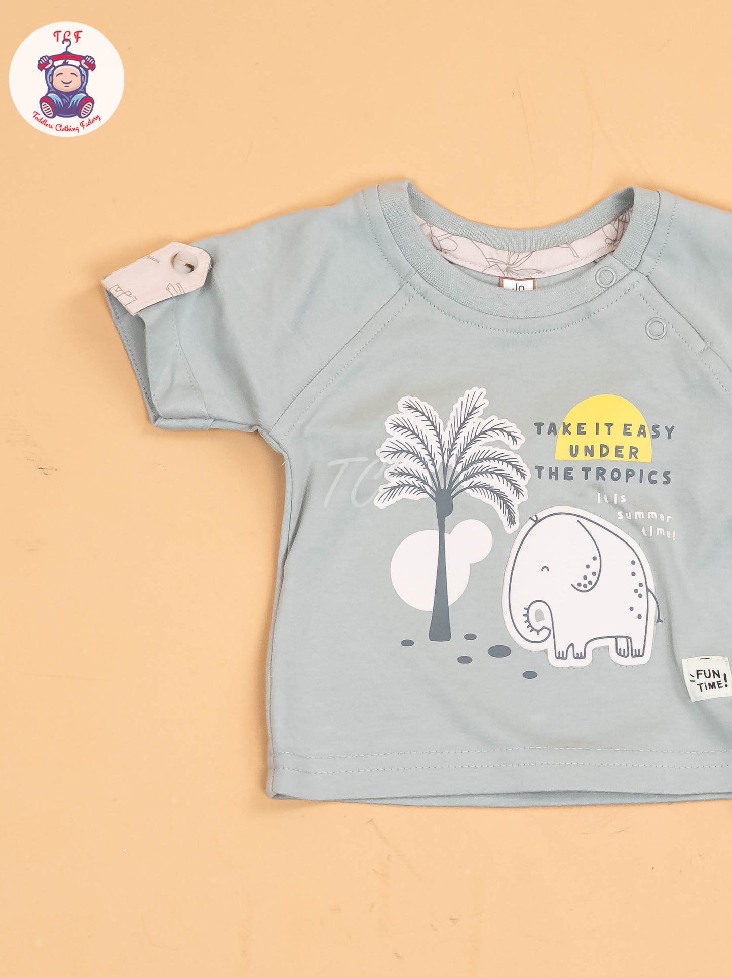 Light Blue & Cream - T-Shirts & Shorts