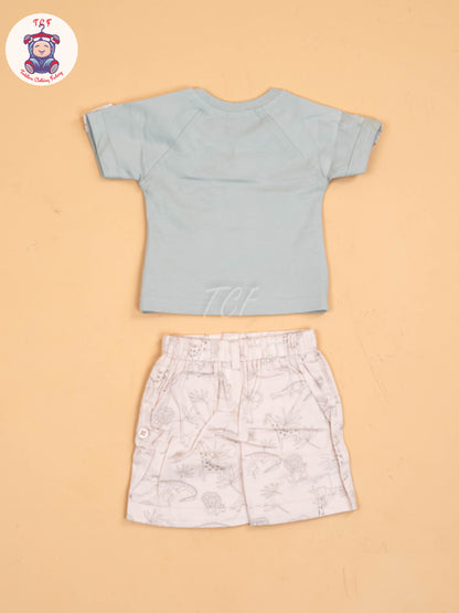 Light Blue & Cream - T-Shirts & Shorts