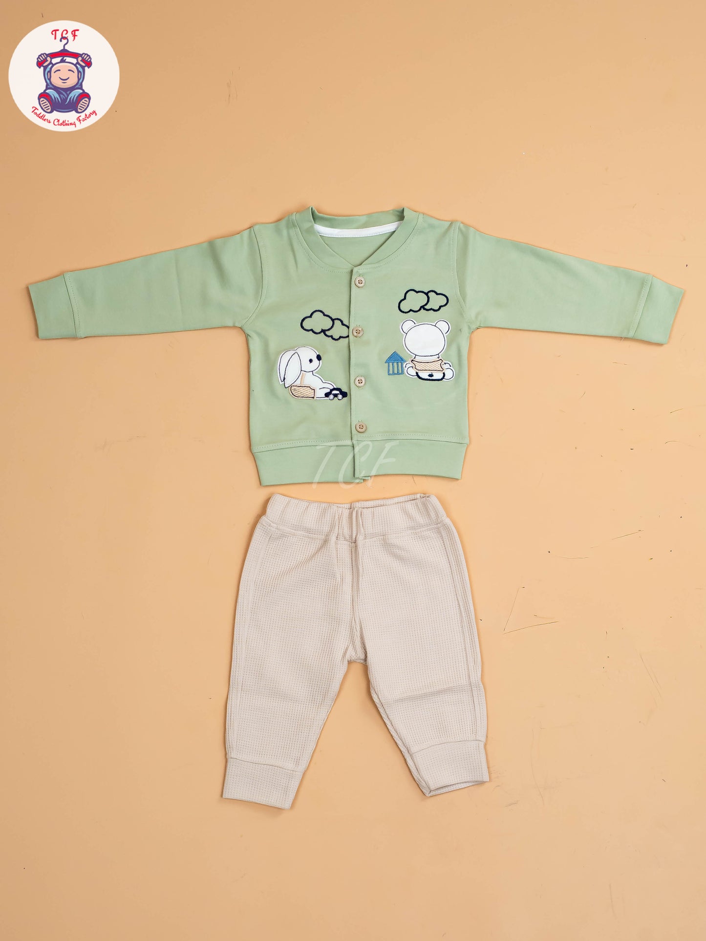 Pista-T-Shirts & Shorts