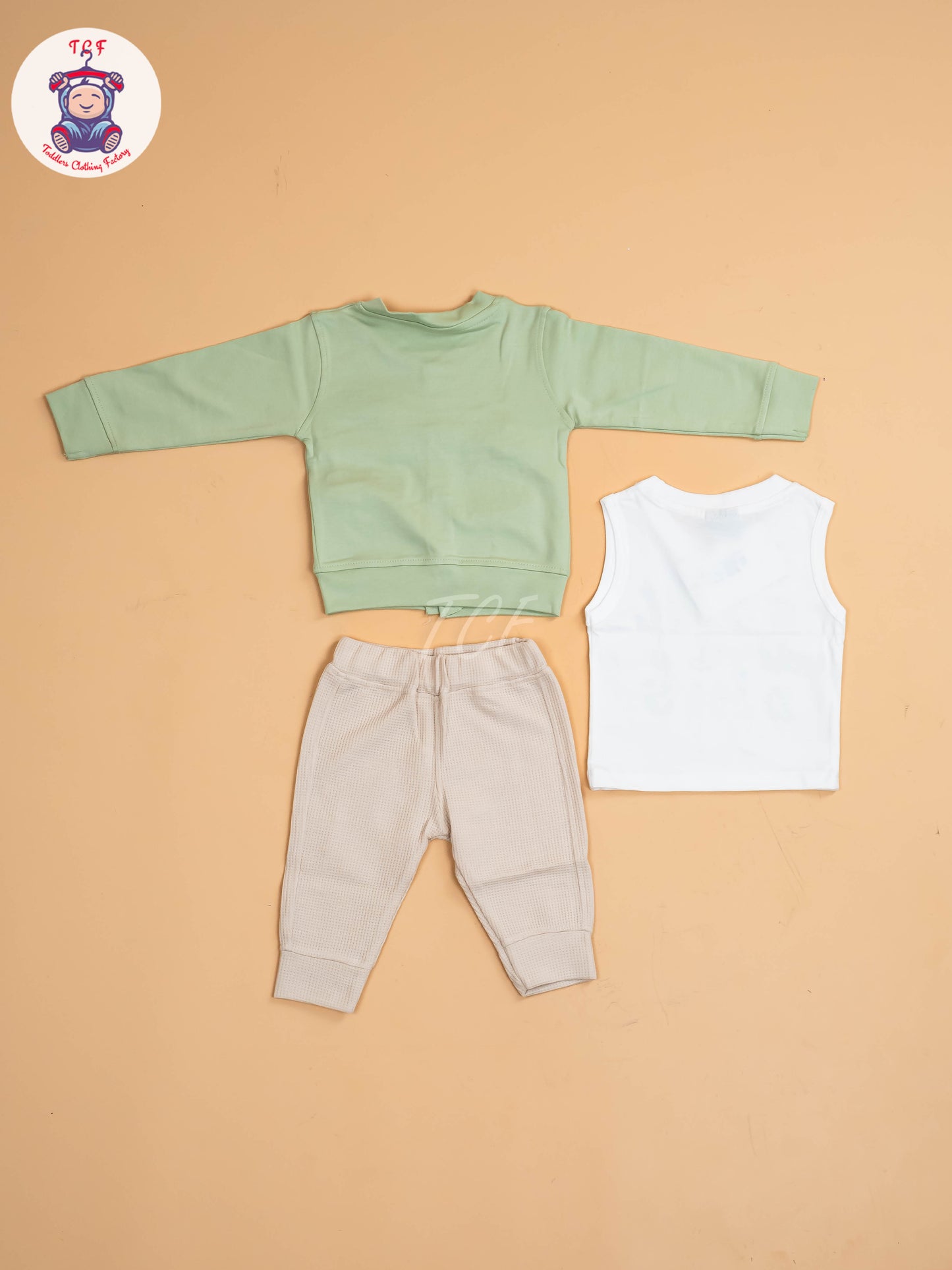 Pista-T-Shirts & Shorts