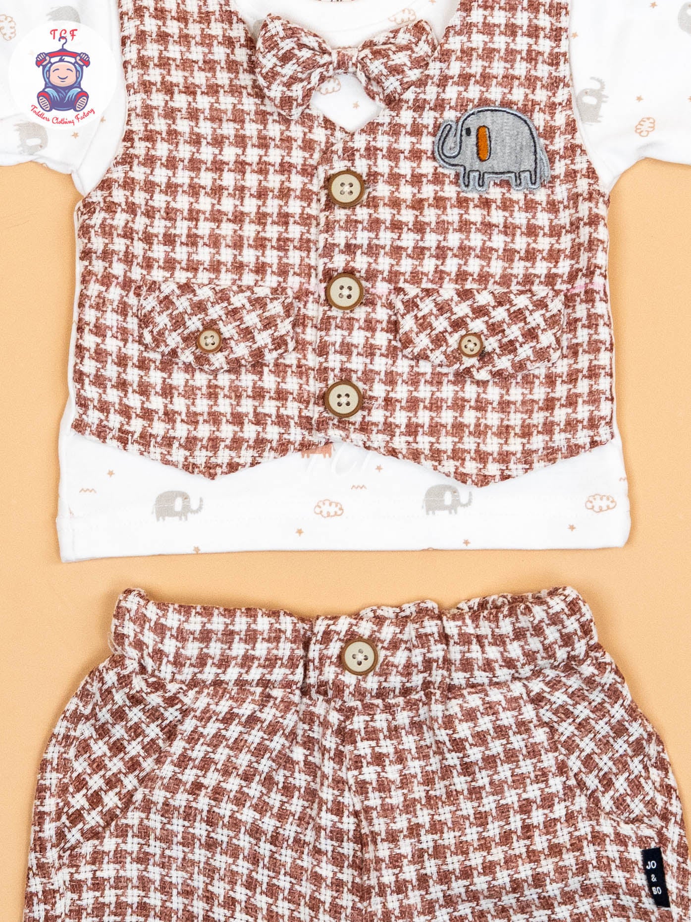 Rust  & White   - T-Shirts & Shorts
