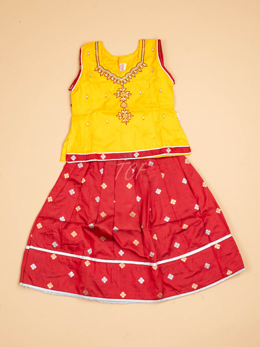 Yellow & Maroon - Pavadai Sattai
