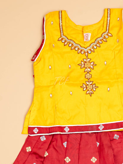 Yellow & Maroon - Pavadai Sattai