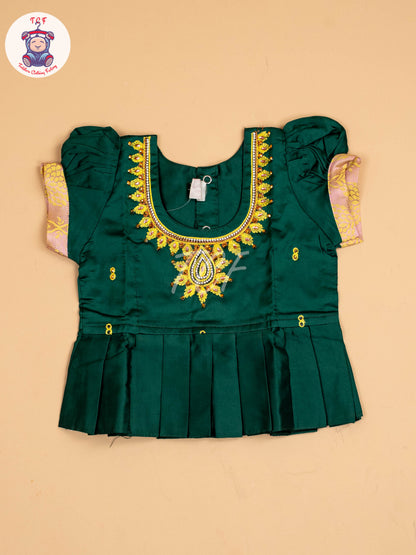 Green & Yellow - Pavadai Sattai