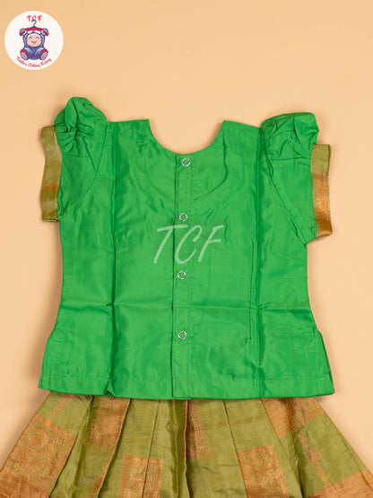 Green - Pavadai Sattai