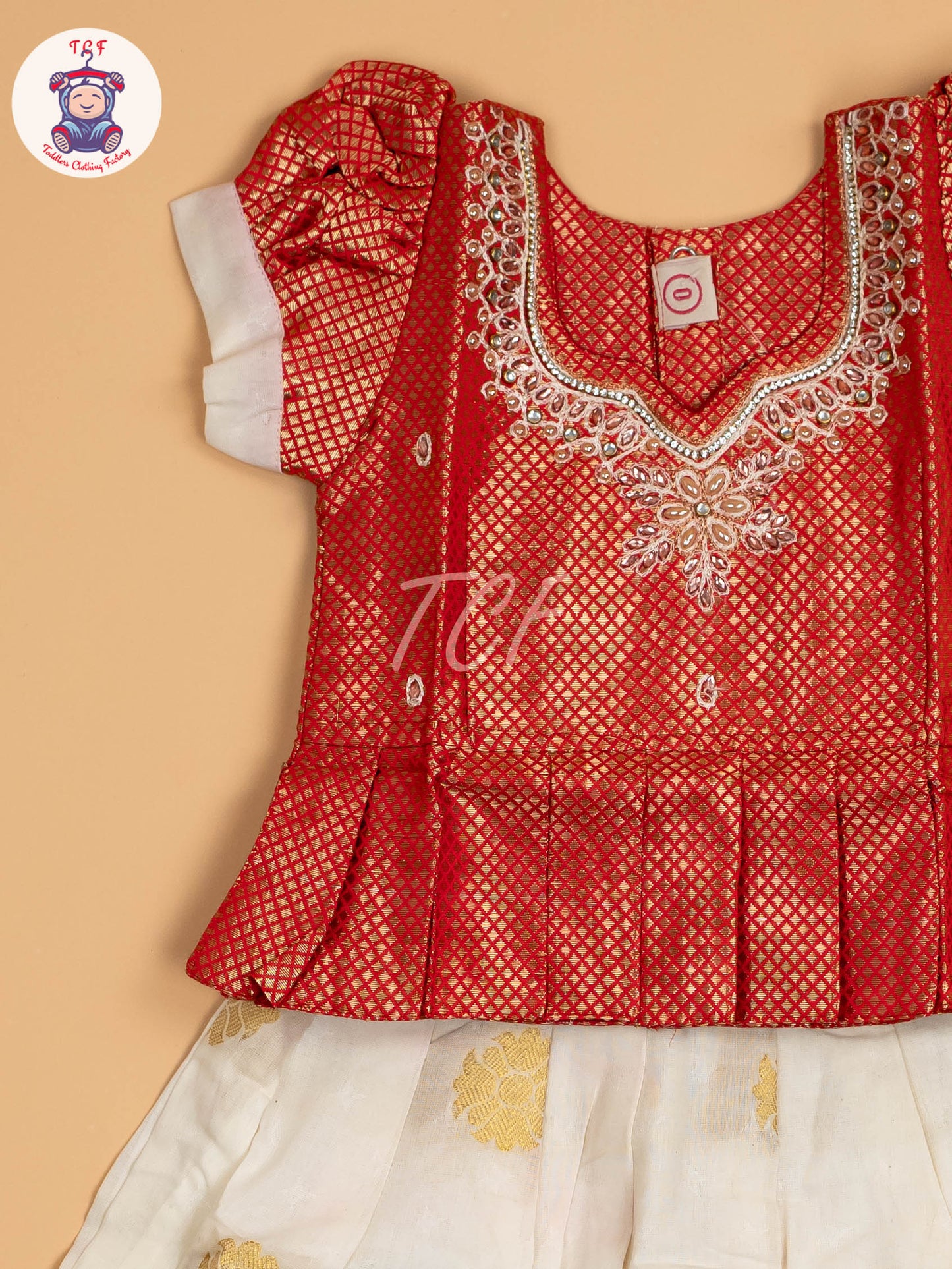 Red & Half White Kerala Cotton - Pavadai Sattai