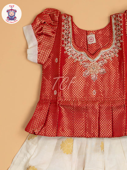 Red & Half White Kerala Cotton - Pavadai Sattai