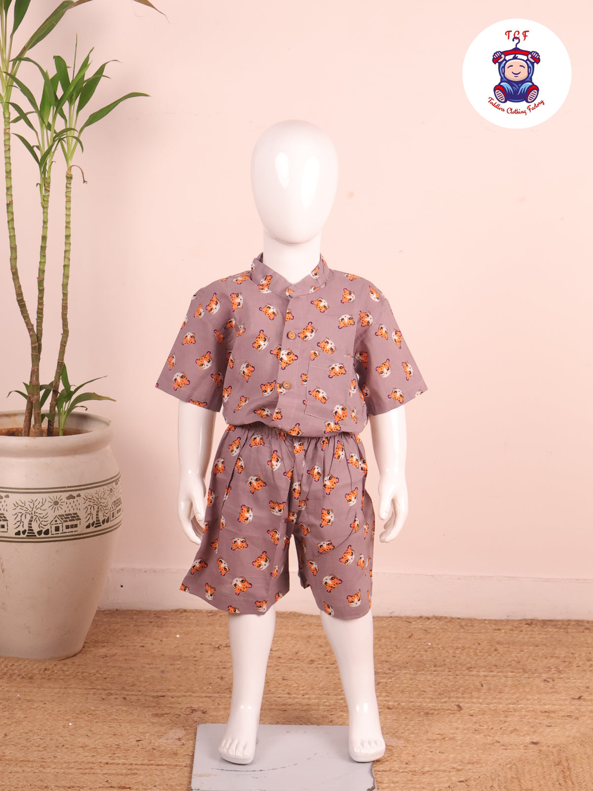 Light Lavender - Printed Pan Collor Neck Shirt With Shorts