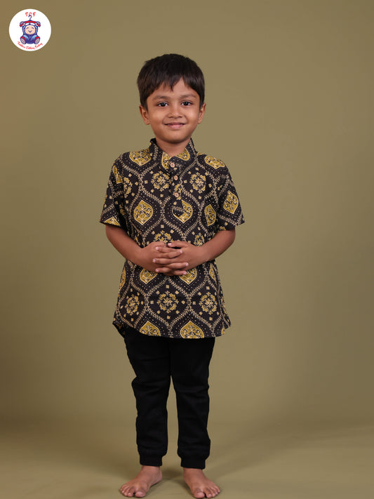 Black & Green - Boys Printed Short Kurta