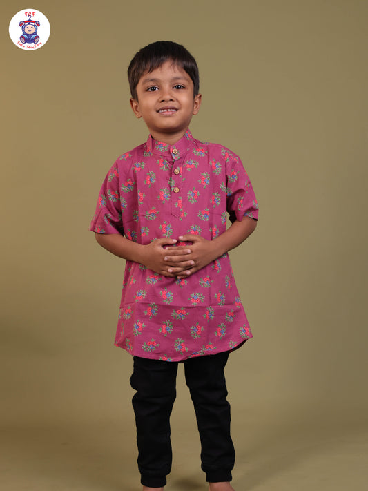 Magenta - Boys Printed Short Kurta