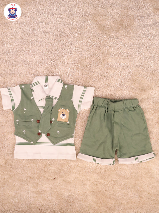 White & Green - T-Shirts & Shorts