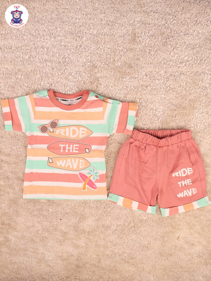 Peach & Green - T-Shirts & Shorts