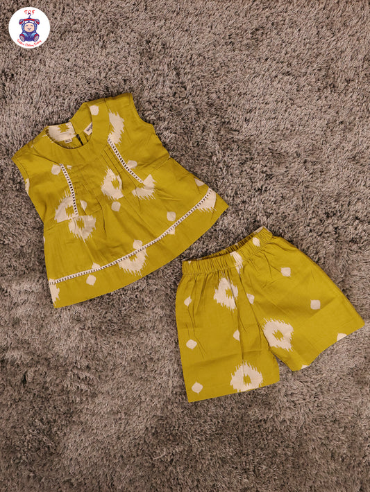 Green - Printed Pure Cotton Top & Shorts