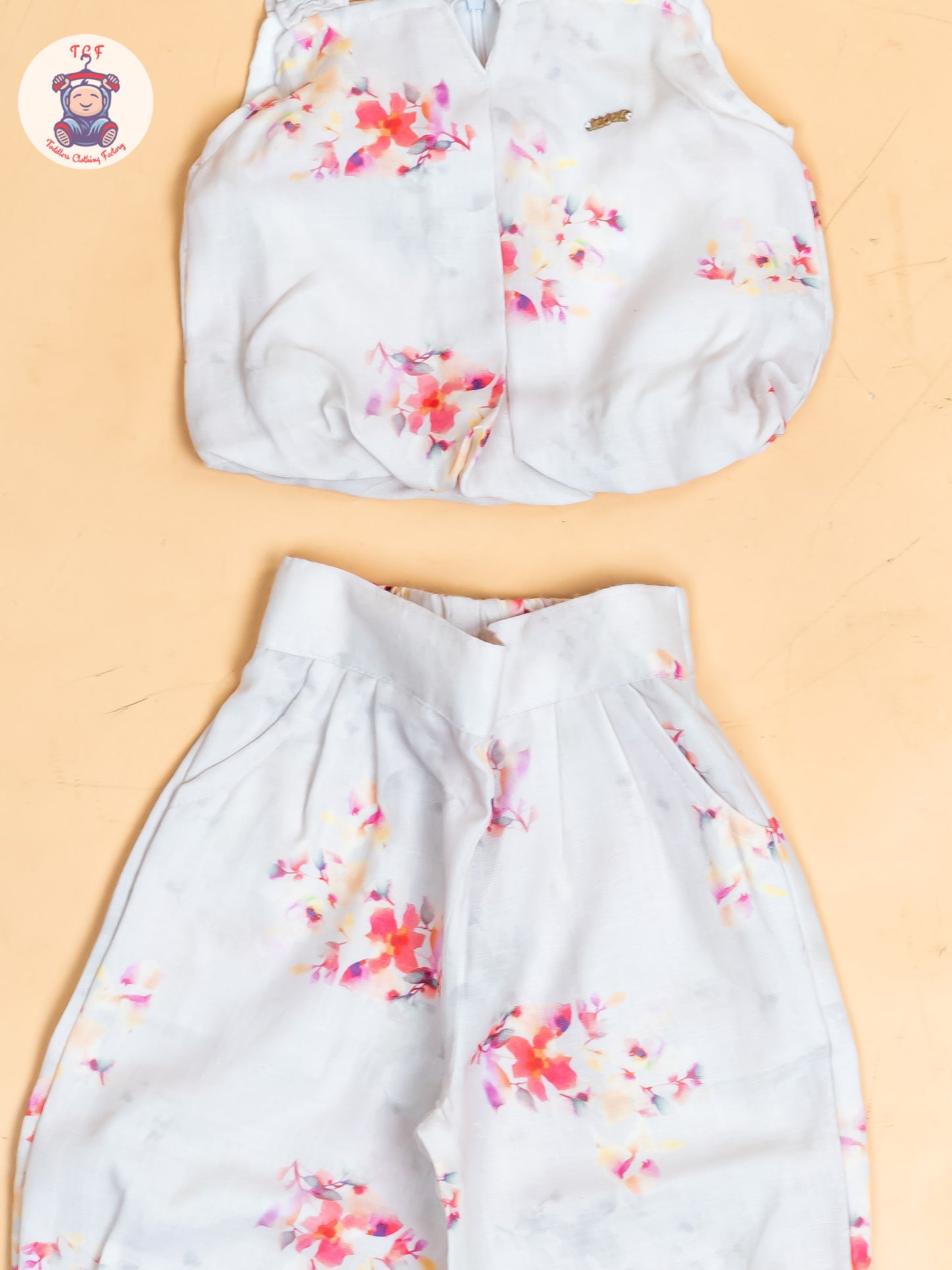 Half White - Girls Floral Printed Crop Top & Ballon Pant